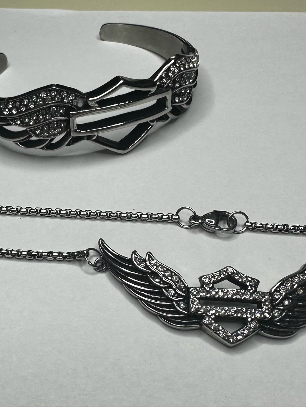 Harley-Davidson Silver-Tone Winged Necklace and Bracelet Set